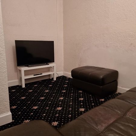 Bright 3 Bedroom Edinburgh City Apt ภายนอก รูปภาพ